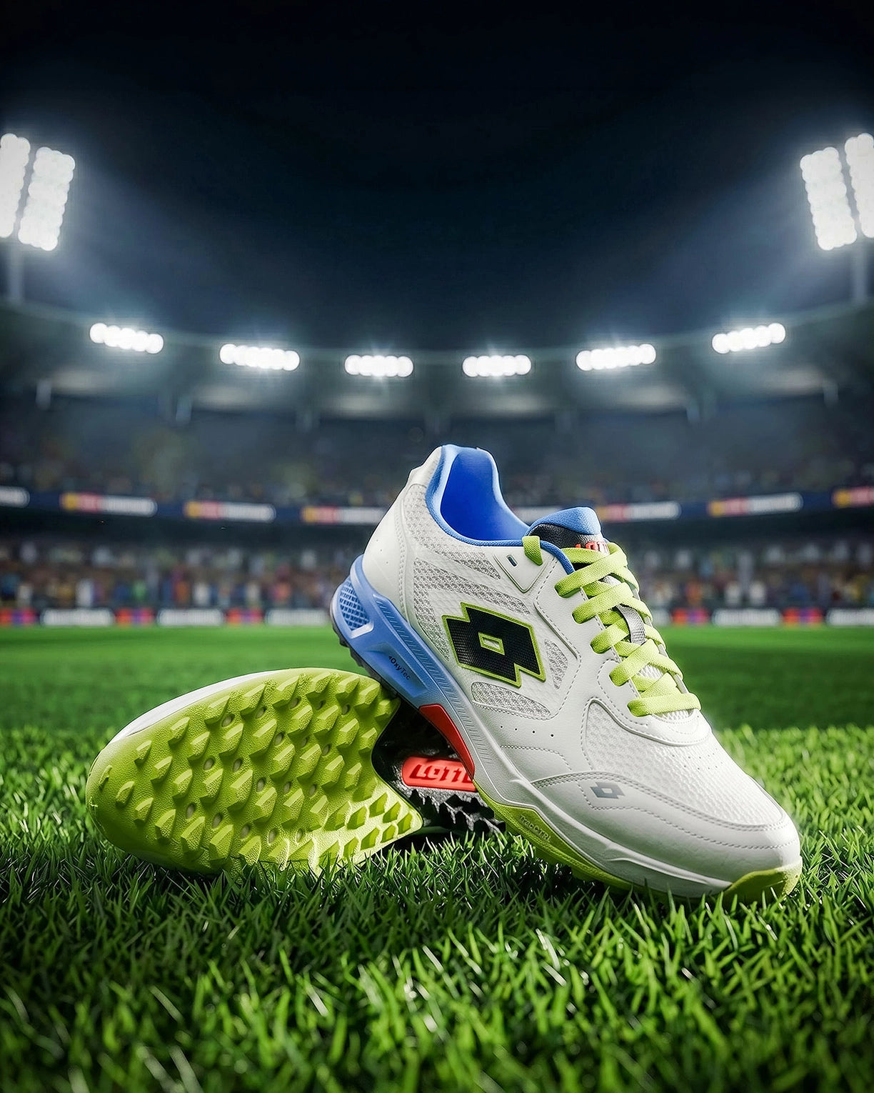 Lotto Blaze Hit Blizzard Spikeless Cricket Shoes